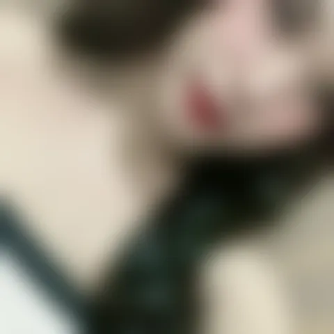 E***y