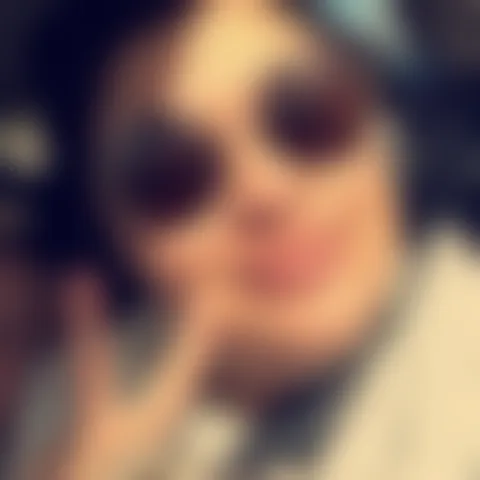 T****a