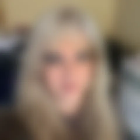 M********a