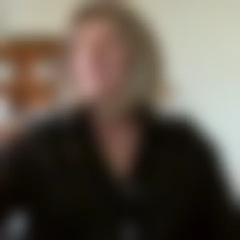2**********e